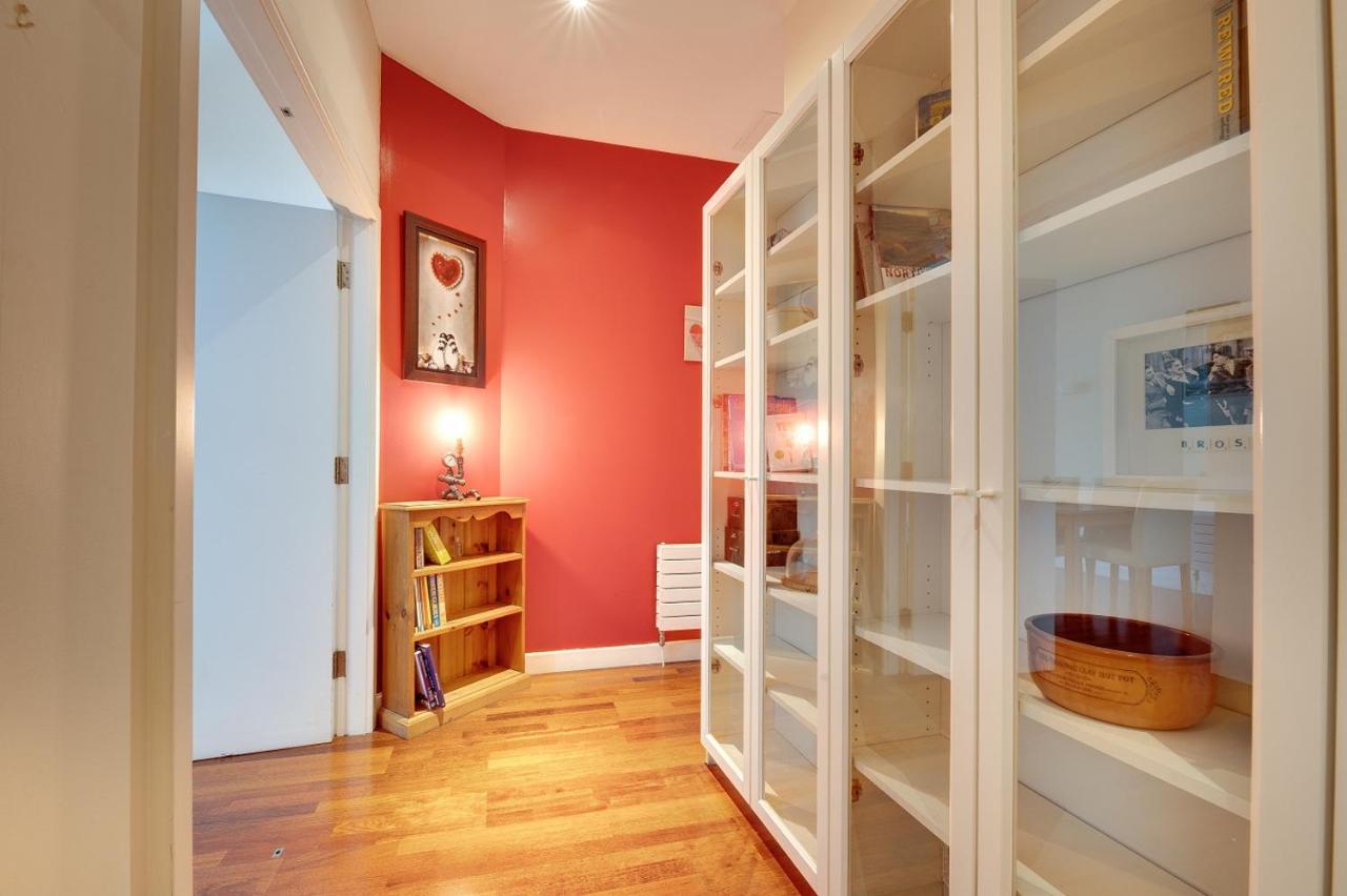 Crown Apartments 3B By Week2Week 뉴캐슬어폰타인 외부 사진